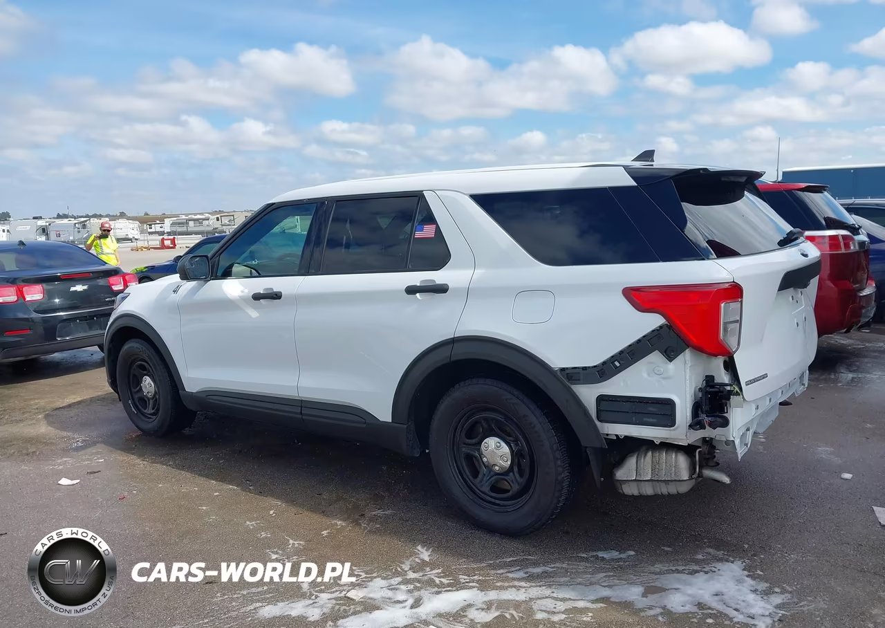 2022 Ford Police Interceptor Utility VIN:1FM5K8AC3NGB03804 - 15