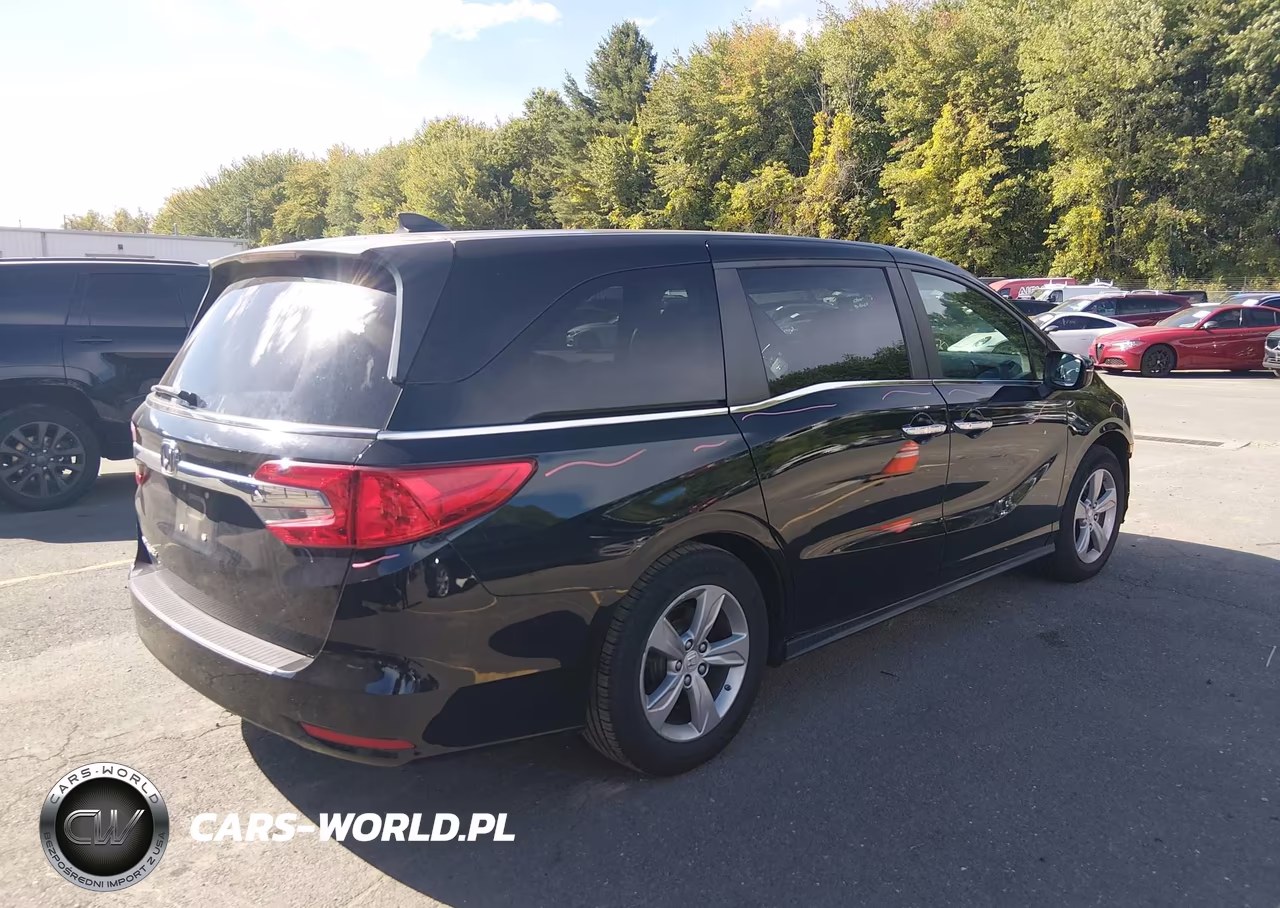 2018 Honda Odyssey Ex-L VIN:5FNRL6H74JB056917 - 4