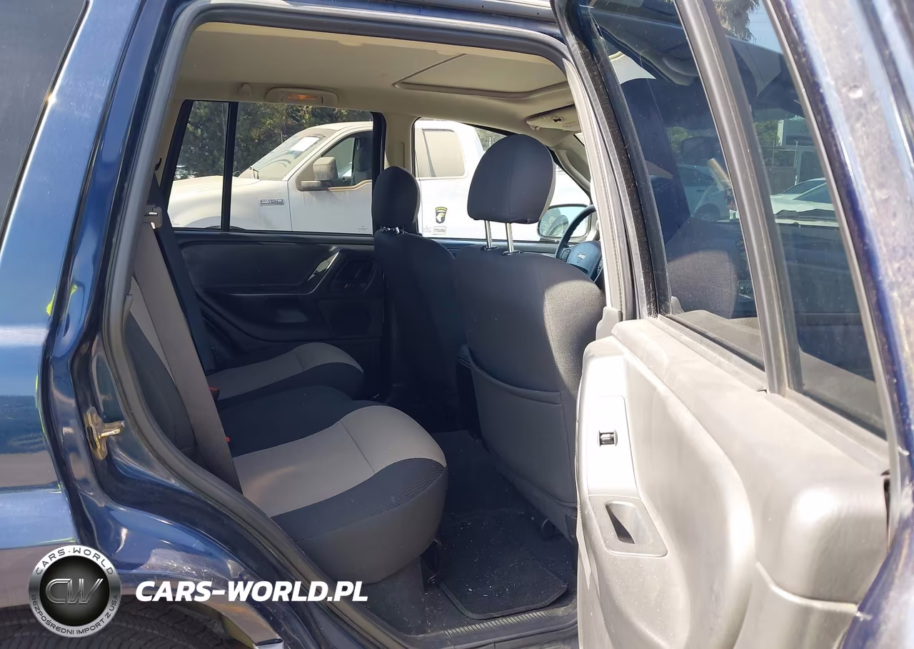 2004 Jeep Grand Cherokee Laredo VIN:1J4GX48S74C426869 - 8