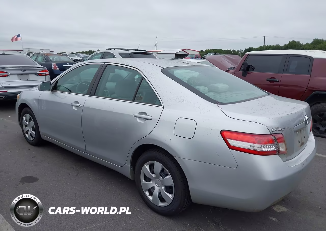 2010 Toyota Camry Le VIN:4T1BF3EK7AU047471 - 3