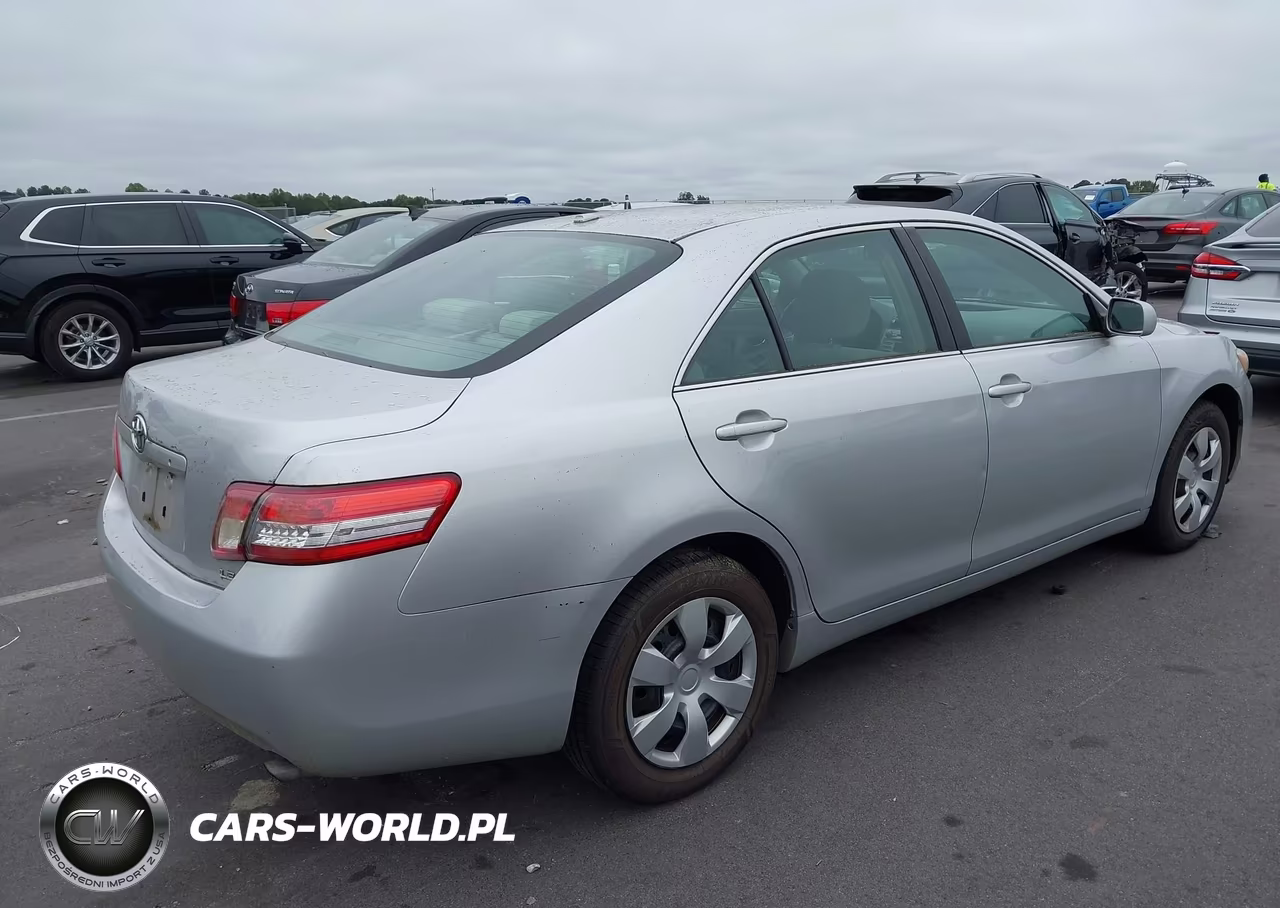 2010 Toyota Camry Le VIN:4T1BF3EK7AU047471 - 4