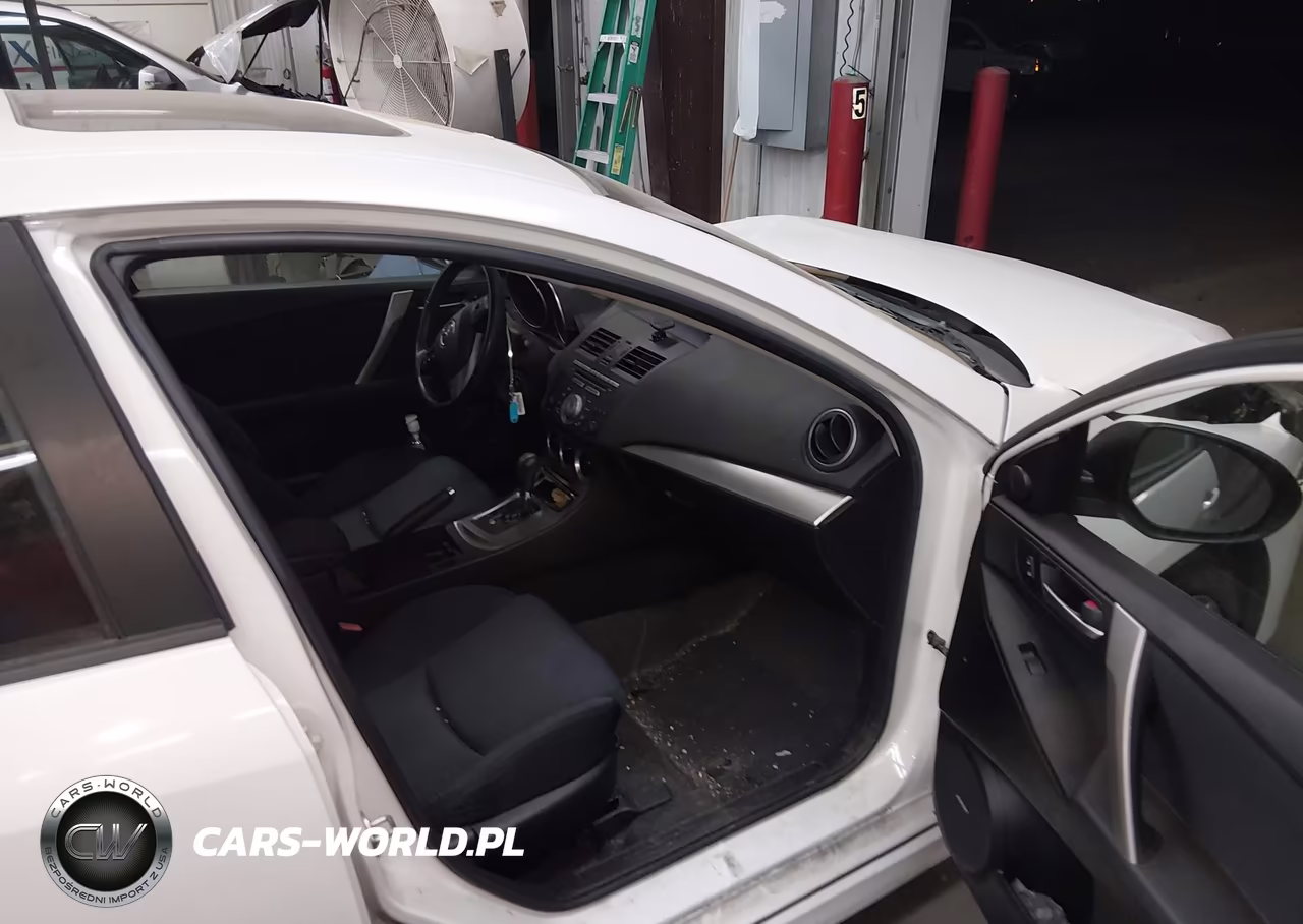 2011 Mazda Mazda3 S Sport VIN:JM1BL1K65B1464163 - 5