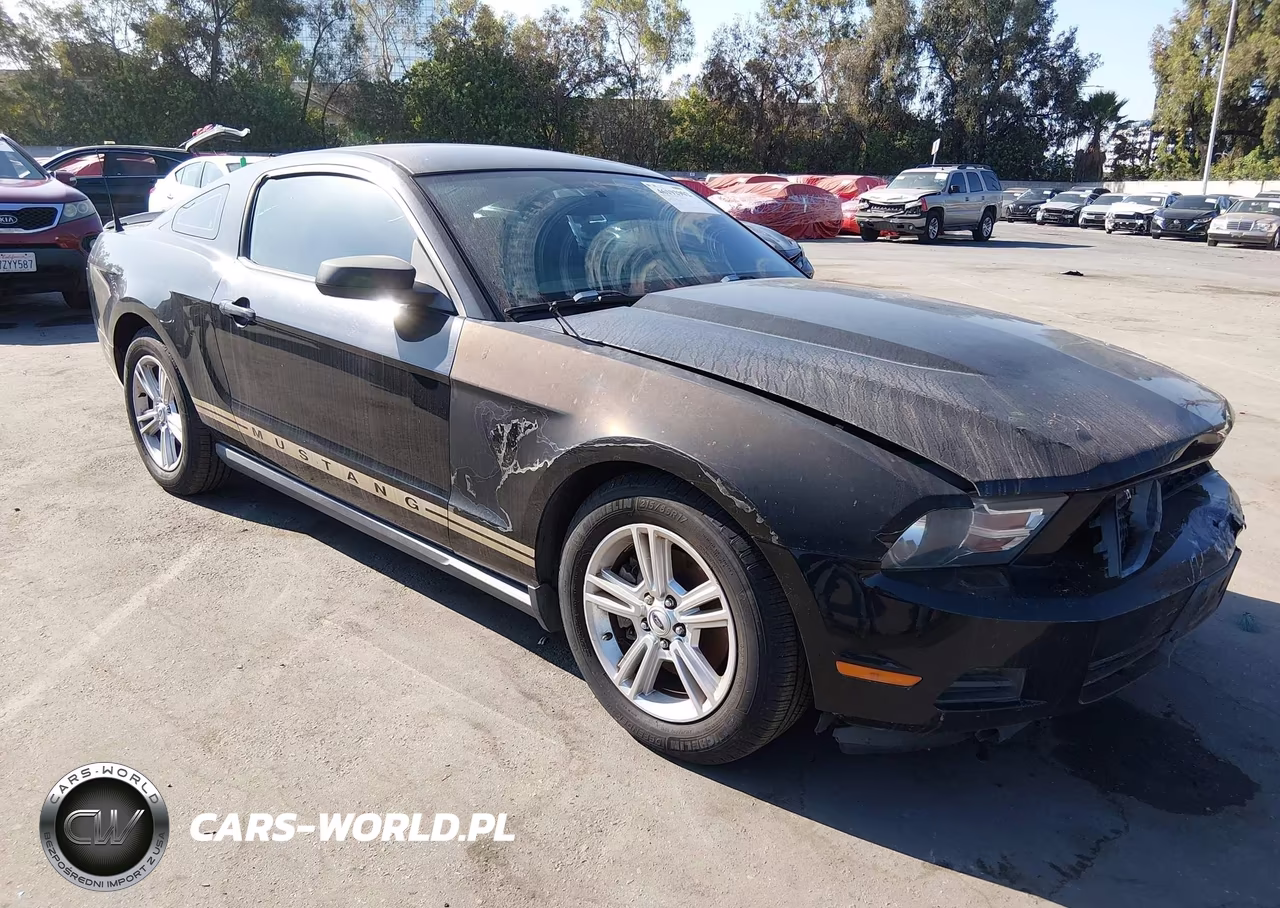 2011 Ford Mustang V6 – zdjęcie 1 z 12