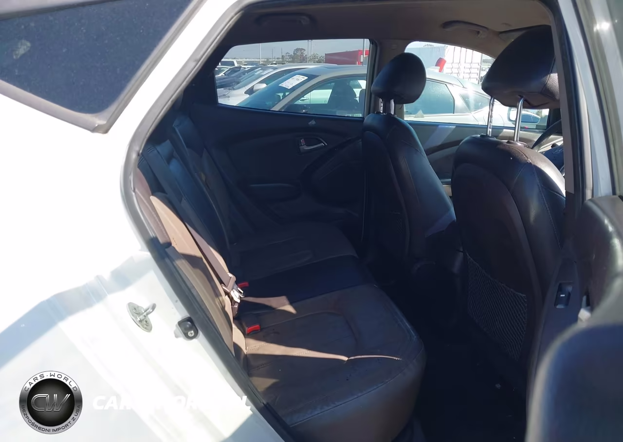 2010 Hyundai Tucson Limited Pzev VIN:KM8JU3ACXAU085793 - 8