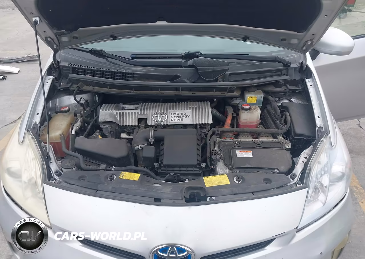 2014 Toyota Prius Two VIN:JTDKN3DU9E1815260 - 10
