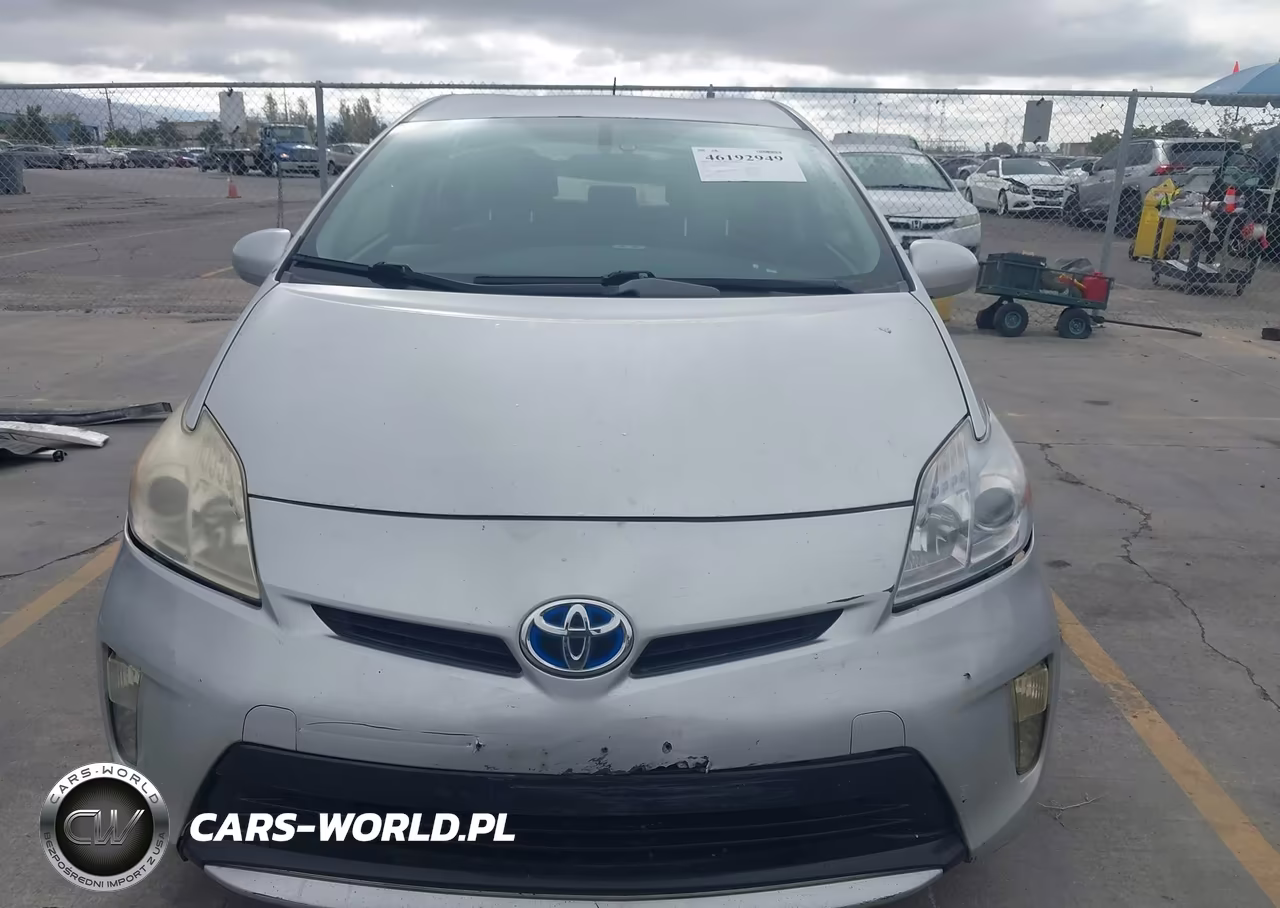 2014 Toyota Prius Two VIN:JTDKN3DU9E1815260 - 13