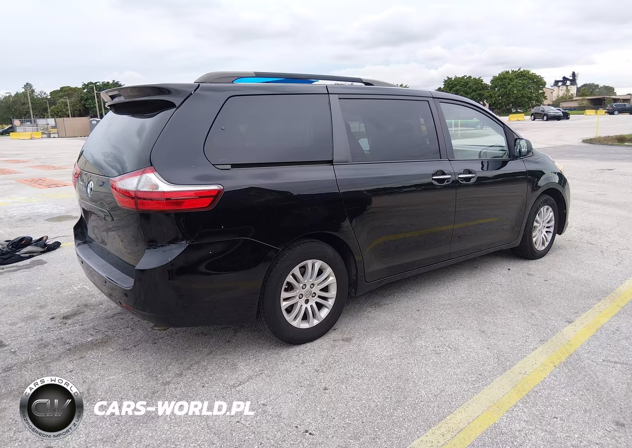 2015 Toyota Sienna Xle-Xle 8 Passenger VIN:5TDYK3DC9FS527902 - 4