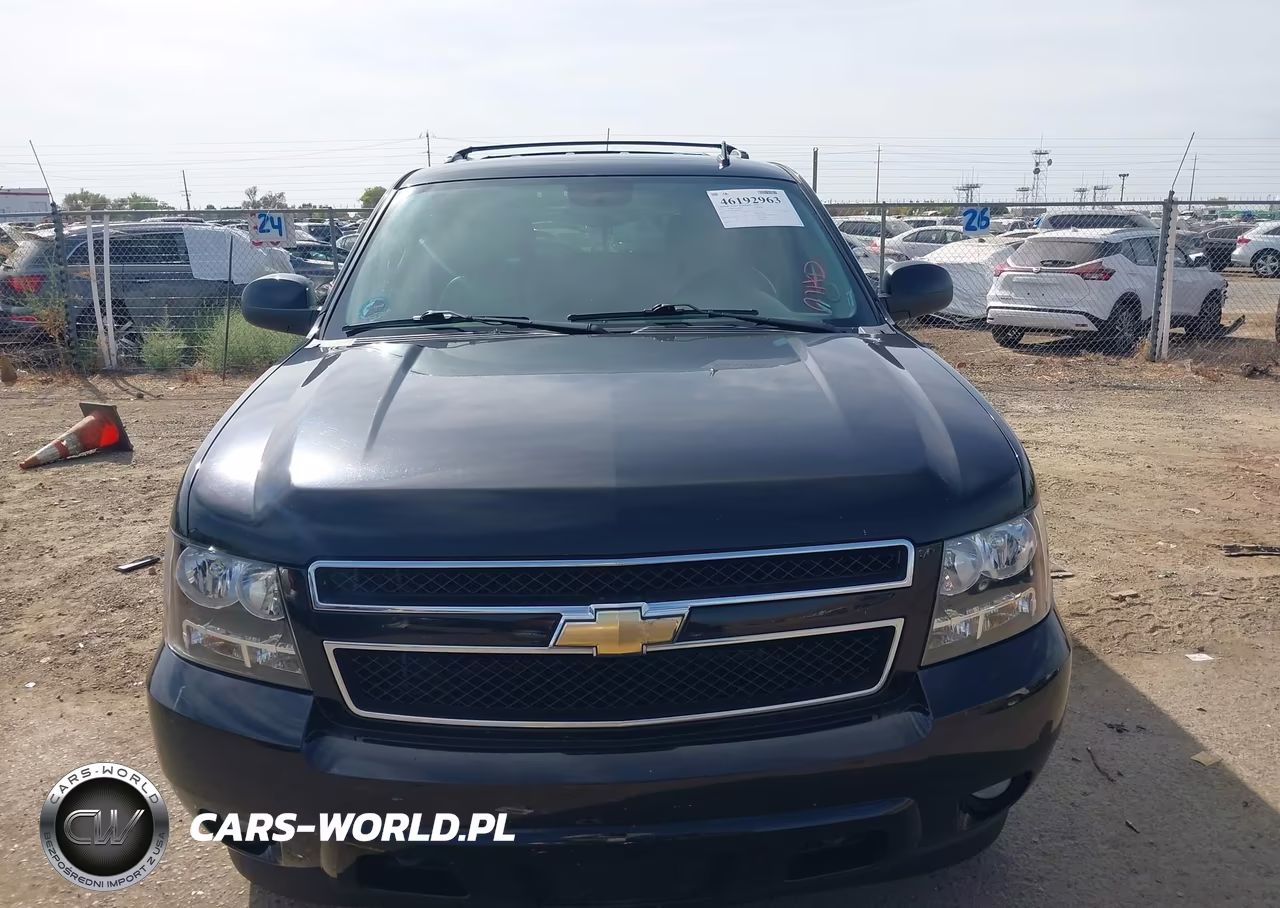 2011 Chevrolet Tahoe Lt VIN:1GNSKBE01BR303222 - 12