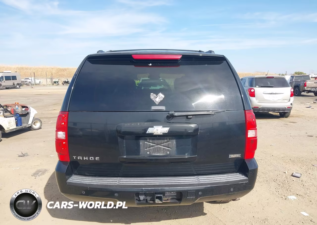 2011 Chevrolet Tahoe Lt VIN:1GNSKBE01BR303222 - 16