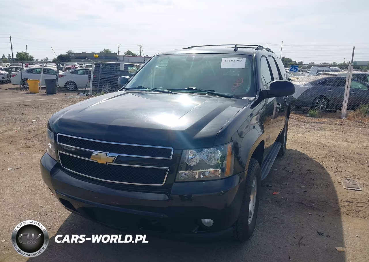 2011 Chevrolet Tahoe Lt VIN:1GNSKBE01BR303222 - 2