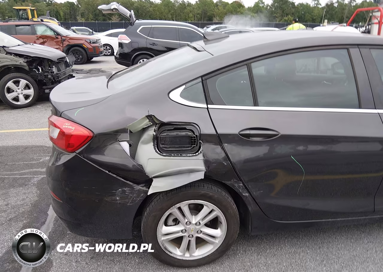 2017 Chevrolet Cruze Lt Auto VIN:1G1BE5SMXH7127115 - 6