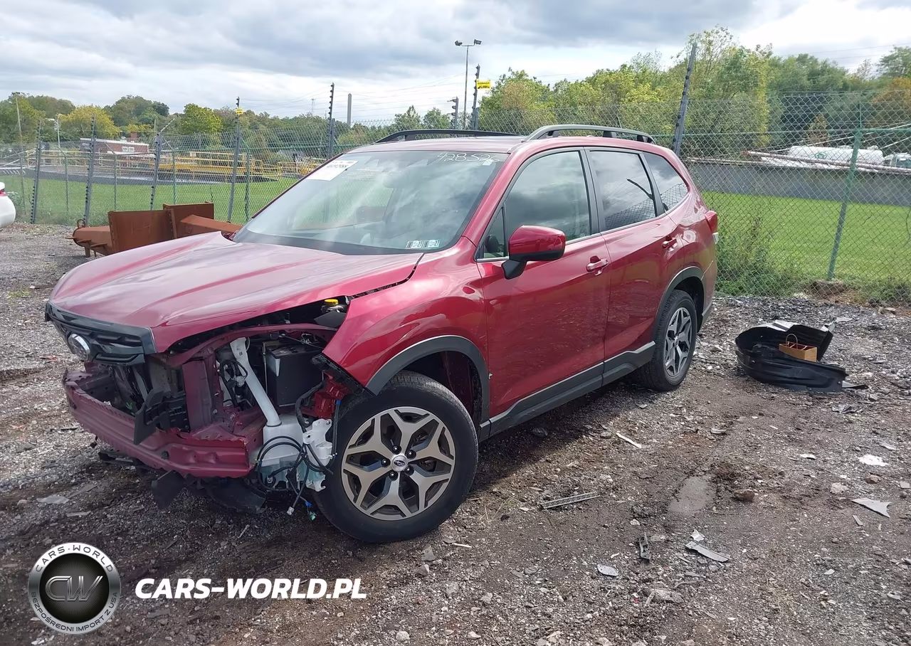 2024 Subaru Forester Premium VIN:JF2SKADCXRH428526 - 2