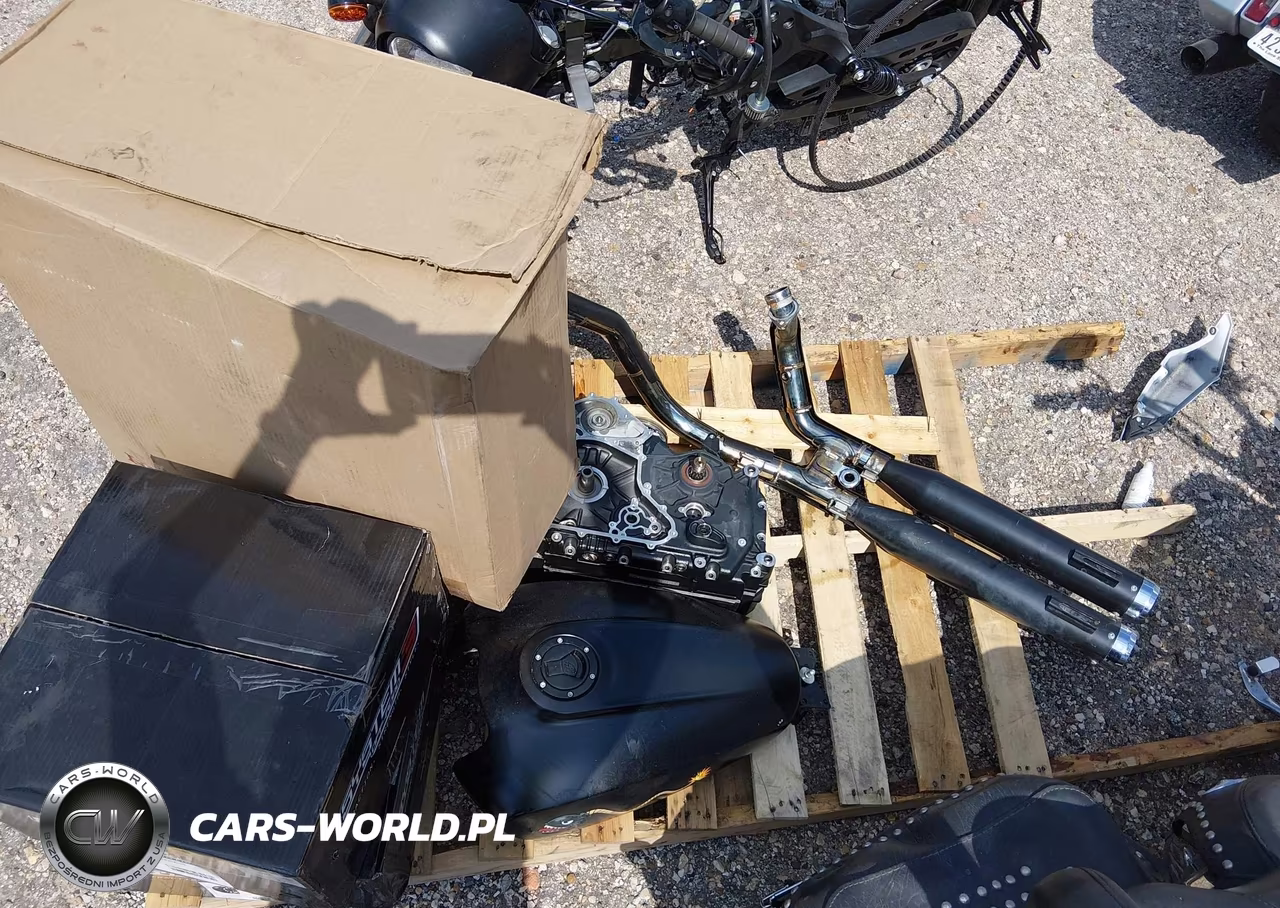 2018 Indian Motorcycle Co. Scout Bobber Abs VIN:56KMTA007J3128860 - 12