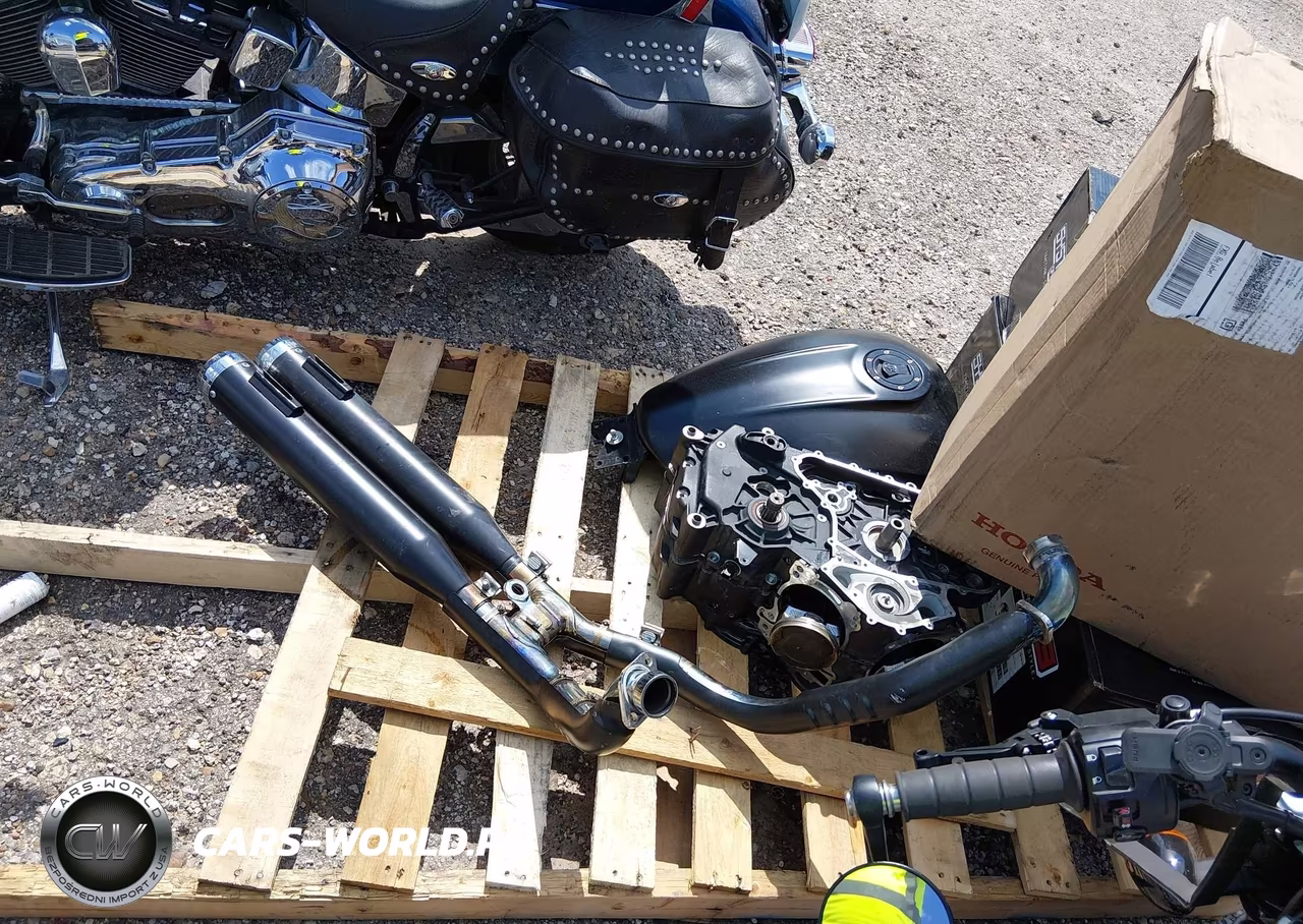 2018 Indian Motorcycle Co. Scout Bobber Abs VIN:56KMTA007J3128860 - 15