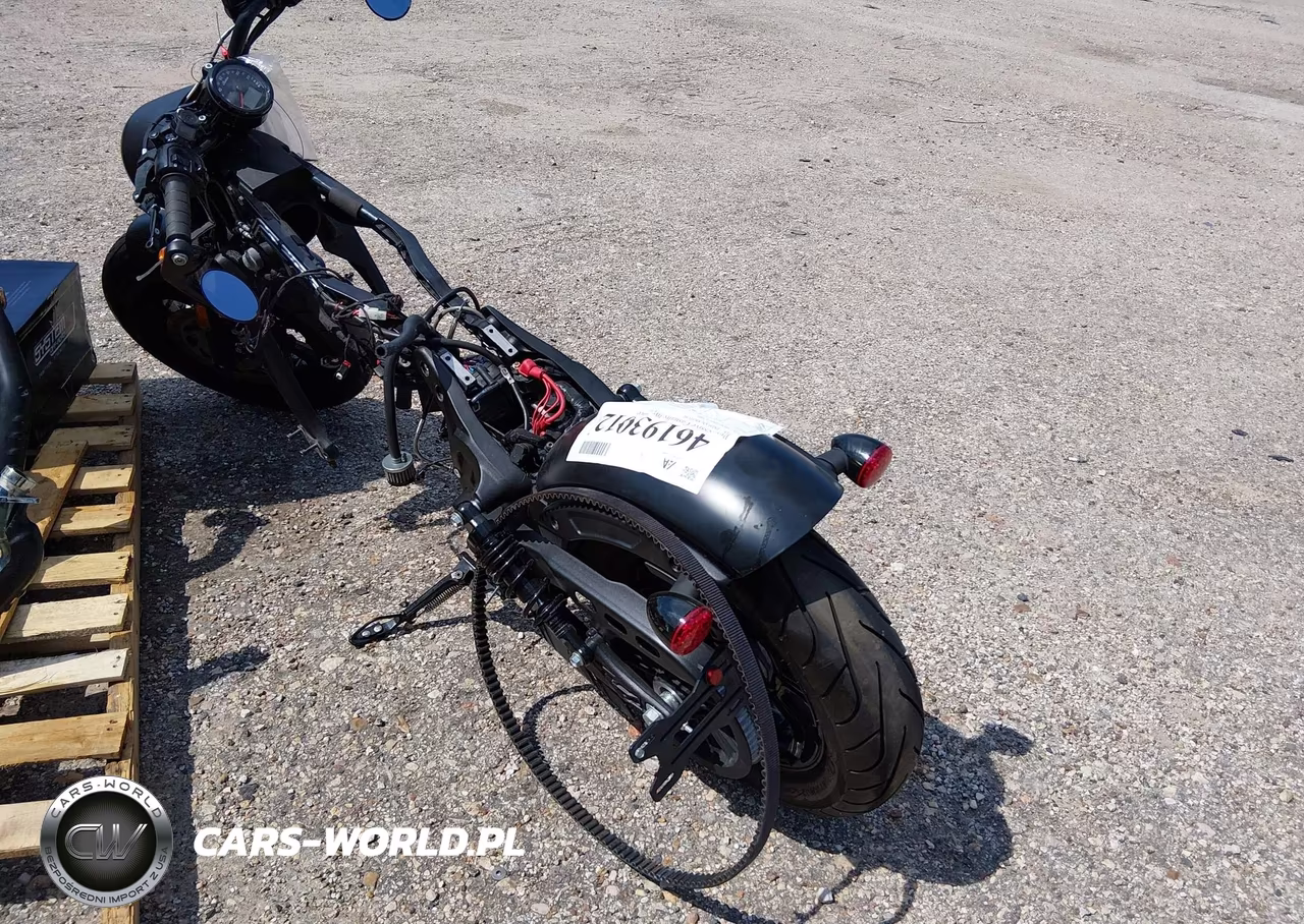 2018 Indian Motorcycle Co. Scout Bobber Abs VIN:56KMTA007J3128860 - 3