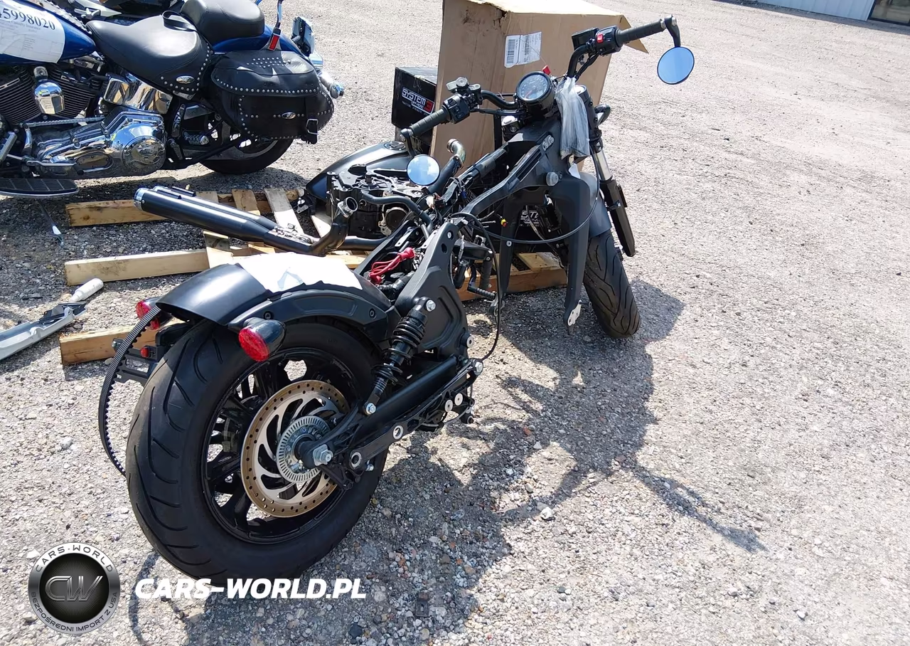 2018 Indian Motorcycle Co. Scout Bobber Abs VIN:56KMTA007J3128860 - 4
