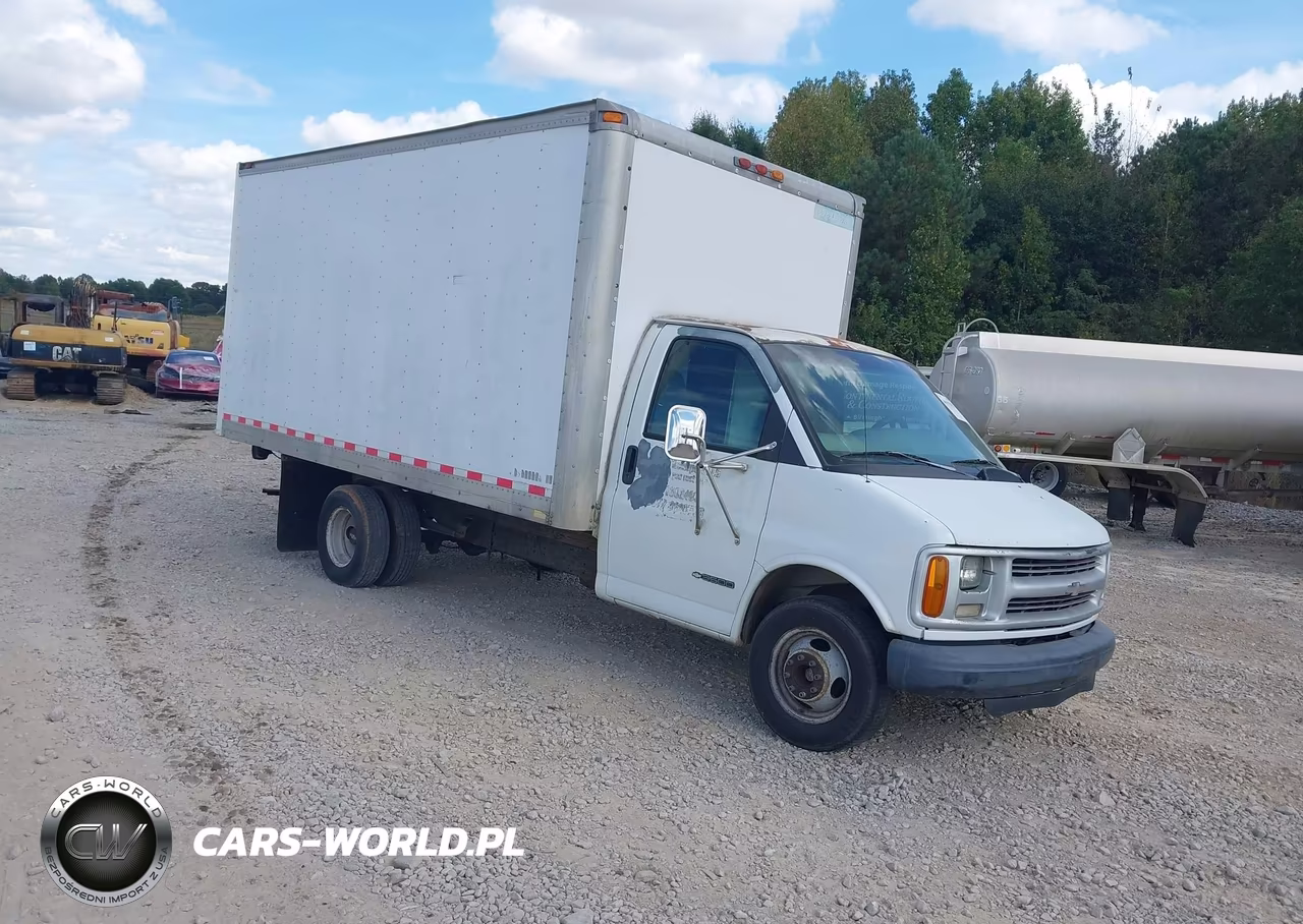 2000 Chevrolet Express Comm Cutaway VIN:1GBHG31R6Y1207368 - 1