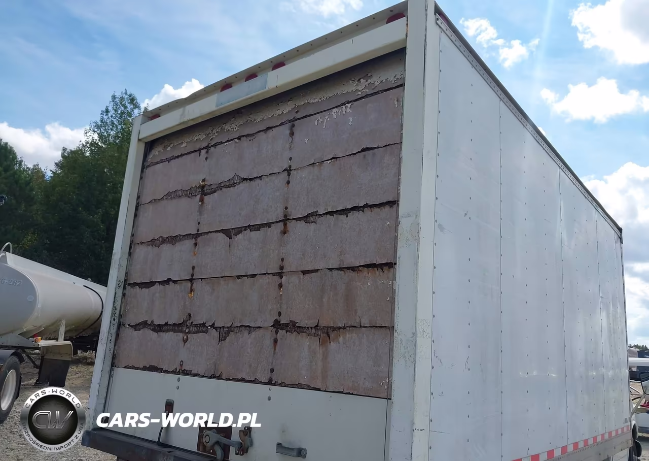 2000 Chevrolet Express Comm Cutaway VIN:1GBHG31R6Y1207368 - 14