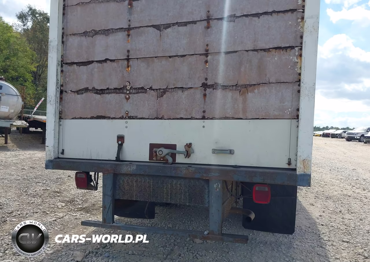 2000 Chevrolet Express Comm Cutaway VIN:1GBHG31R6Y1207368 - 15