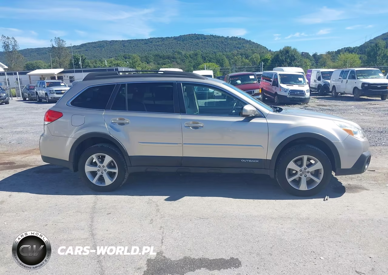 2014 Subaru Outback 2.5I Premium VIN:4S4BRBCC1E3307842 - 13