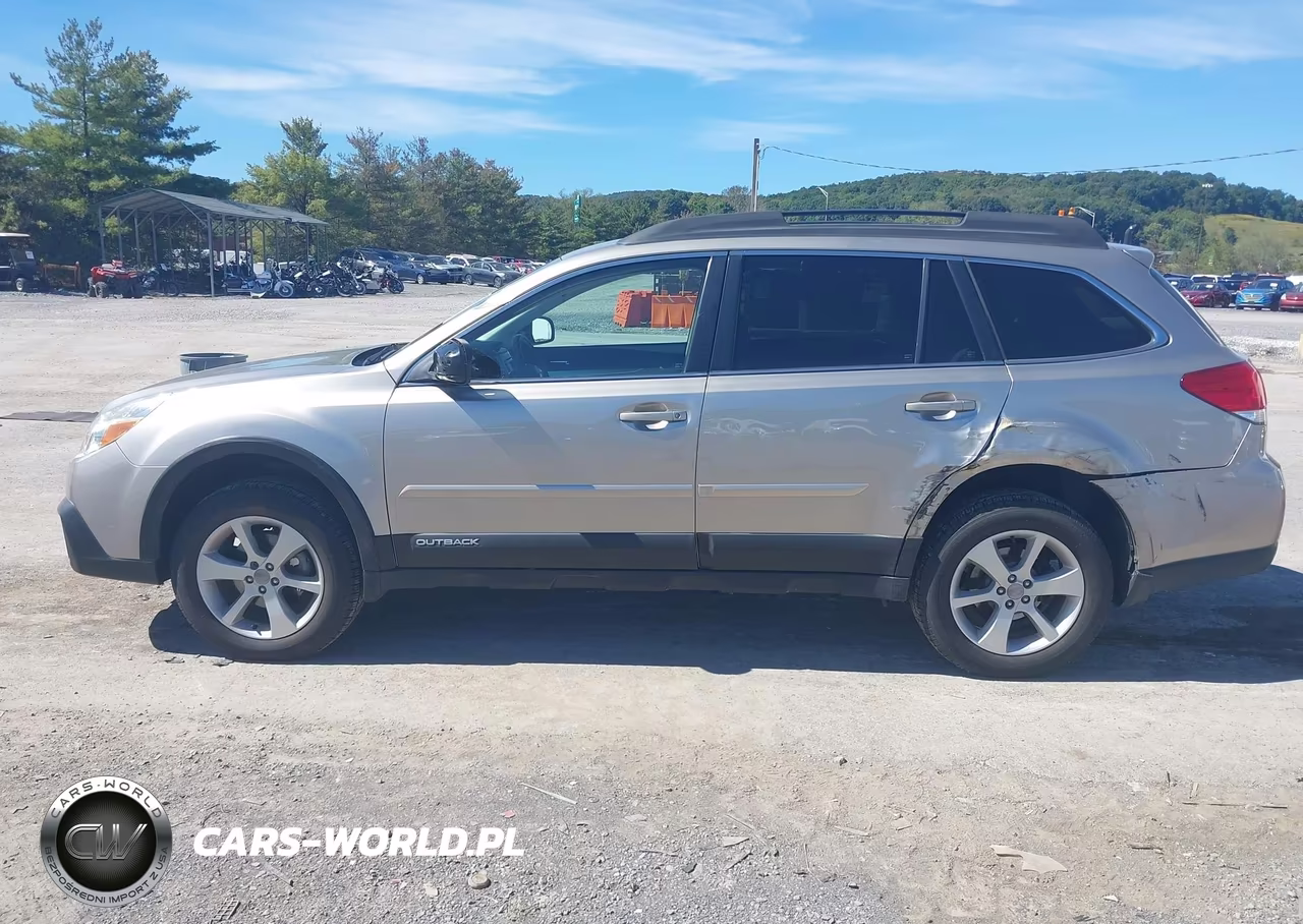 2014 Subaru Outback 2.5I Premium VIN:4S4BRBCC1E3307842 - 14