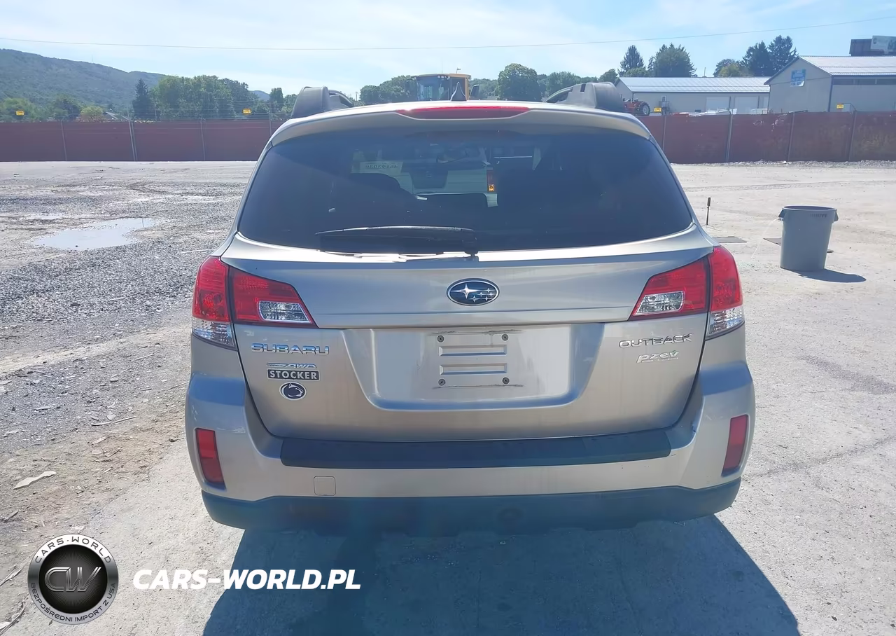 2014 Subaru Outback 2.5I Premium VIN:4S4BRBCC1E3307842 - 16