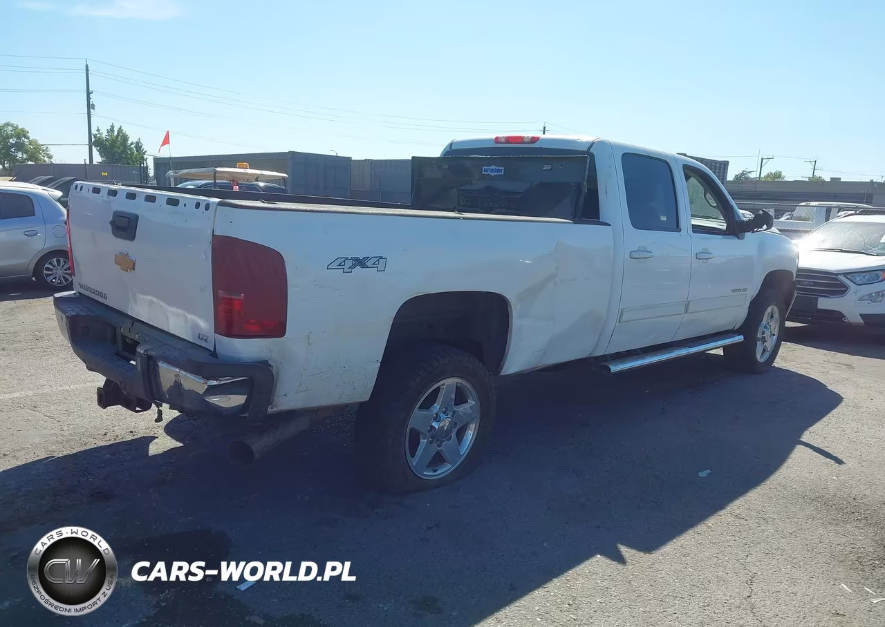 2013 Chevrolet Silverado 2500Hd Ltz VIN:1GC1KYE81DF125393 - 4