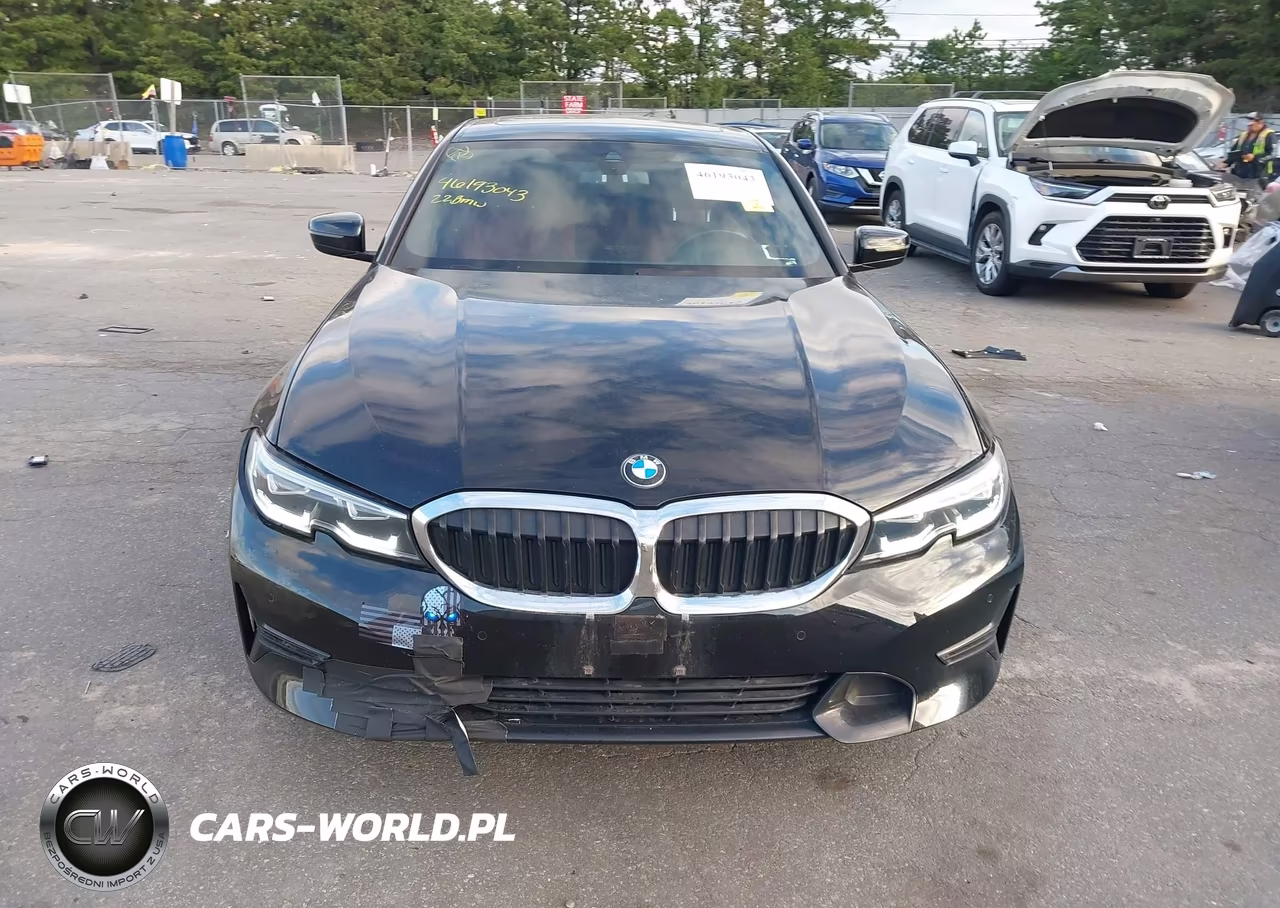 2022 BMW 330I xDrive VIN:3MW5R7J06N8C66099 - 13
