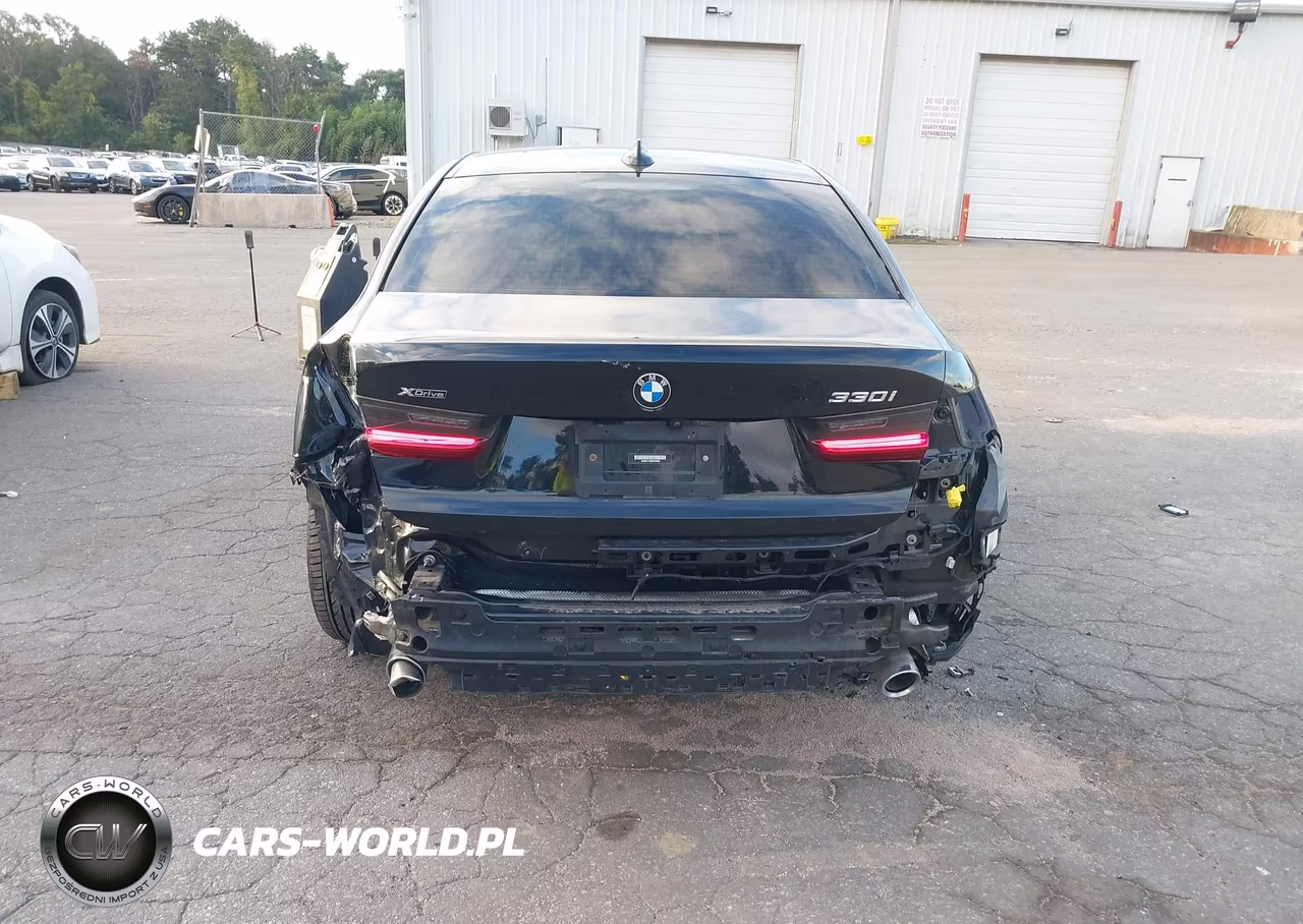 2022 BMW 330I xDrive VIN:3MW5R7J06N8C66099 - 17