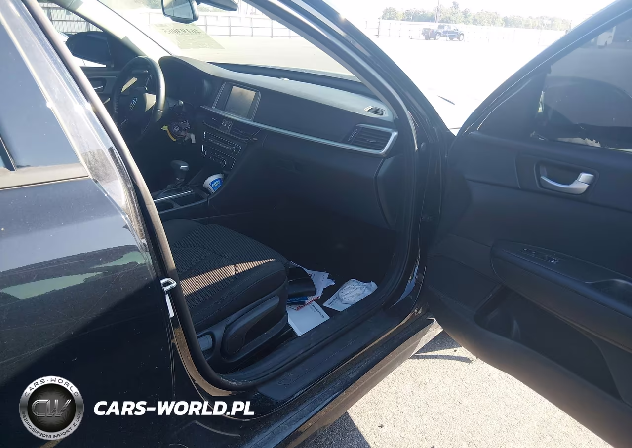 2019 Kia Optima Lx VIN:5XXGT4L3XKG299629 - 5