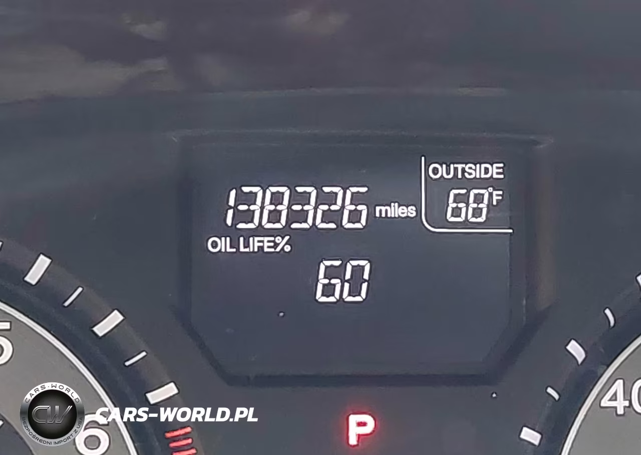 2017 Honda Odyssey Se VIN:5FNRL5H32HB025361 - 7