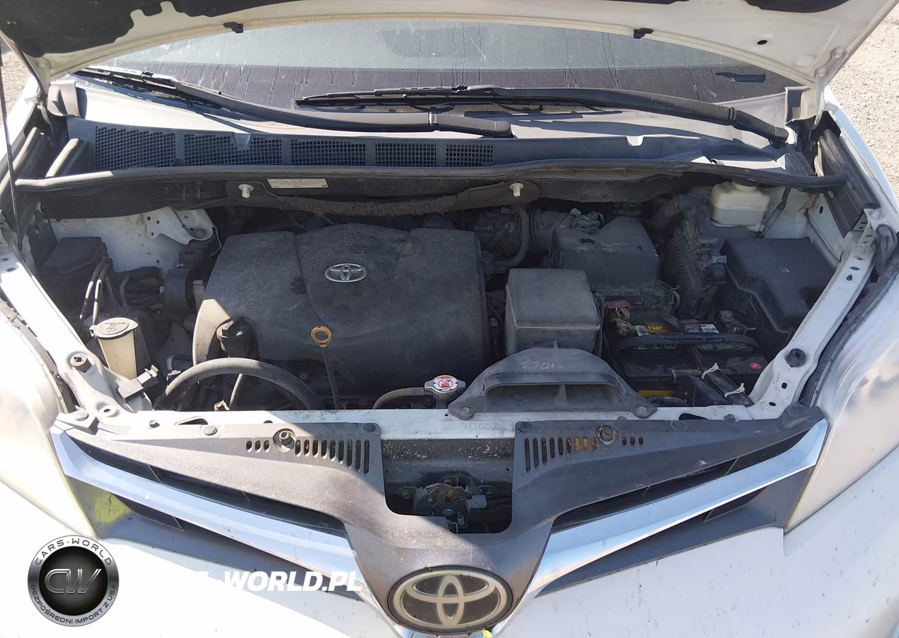 2018 Toyota Sienna Xle 8 Passenger VIN:5TDYZ3DC7JS926425 - 10