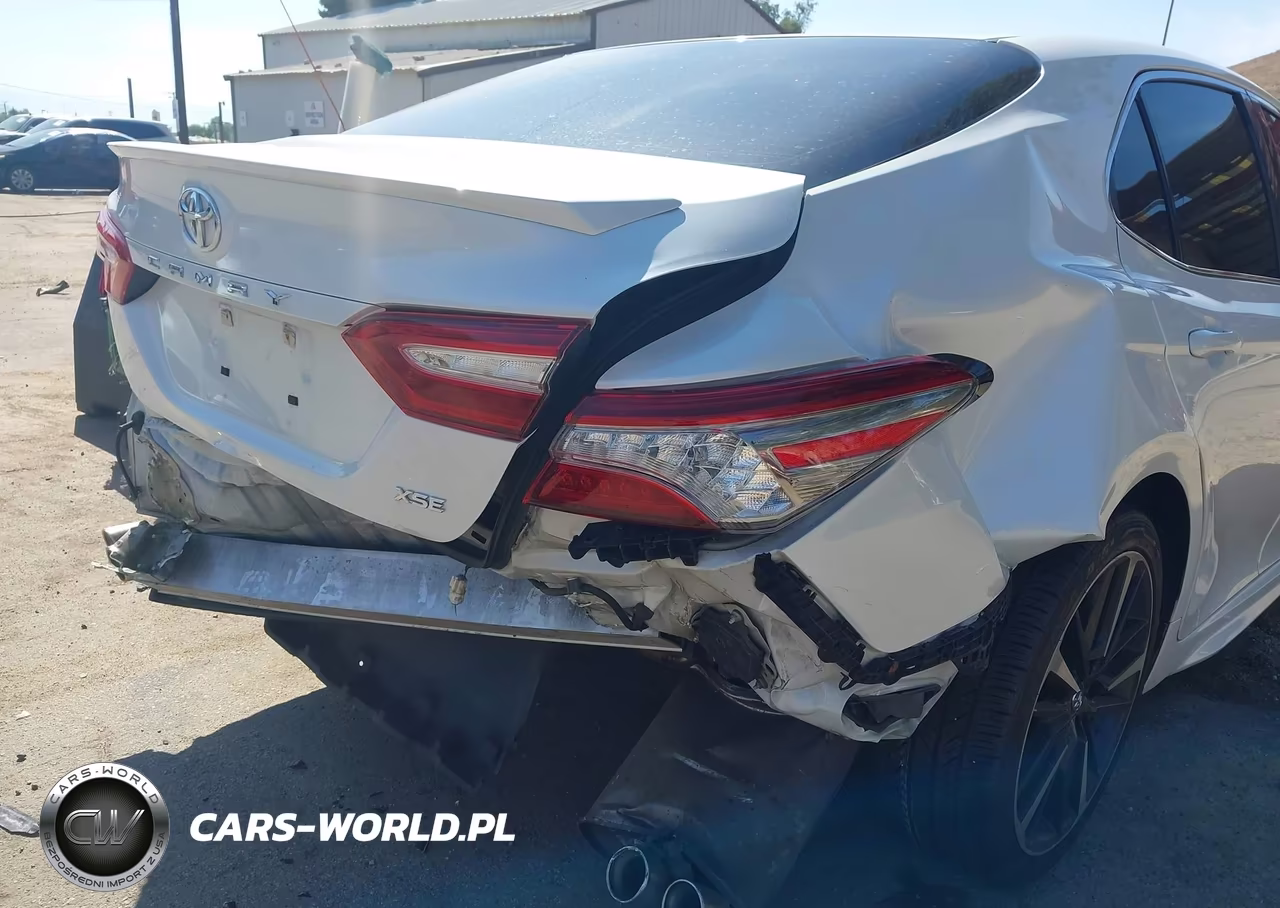 2018 Toyota Camry Xse VIN:4T1B61HK8JU059919 - 6