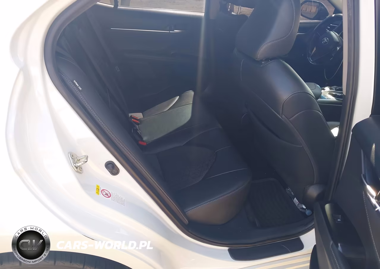 2018 Toyota Camry Xse VIN:4T1B61HK8JU059919 - 8