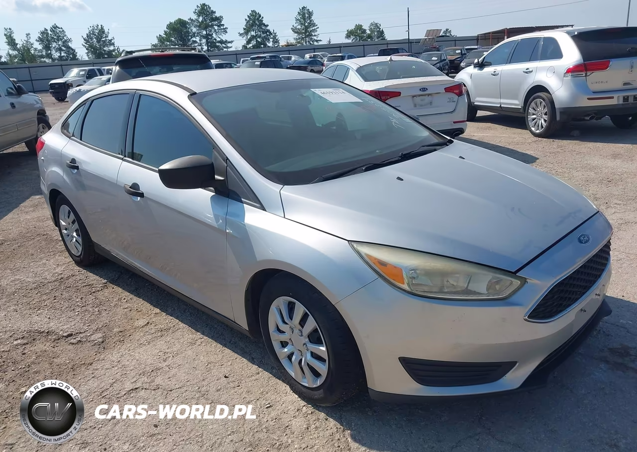 2016 Ford Focus S VIN:1FADP3E26GL305834 - 1