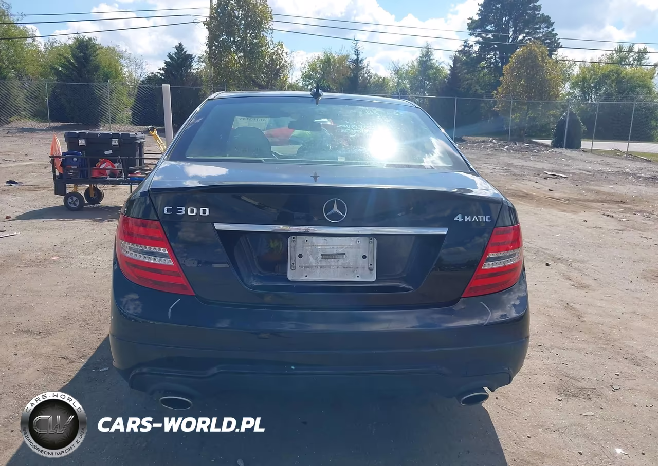 2013 Mercedes-Benz C 300 Luxury 4Matic-Sport 4Matic VIN:WDDGF8AB7DR289512 - 16
