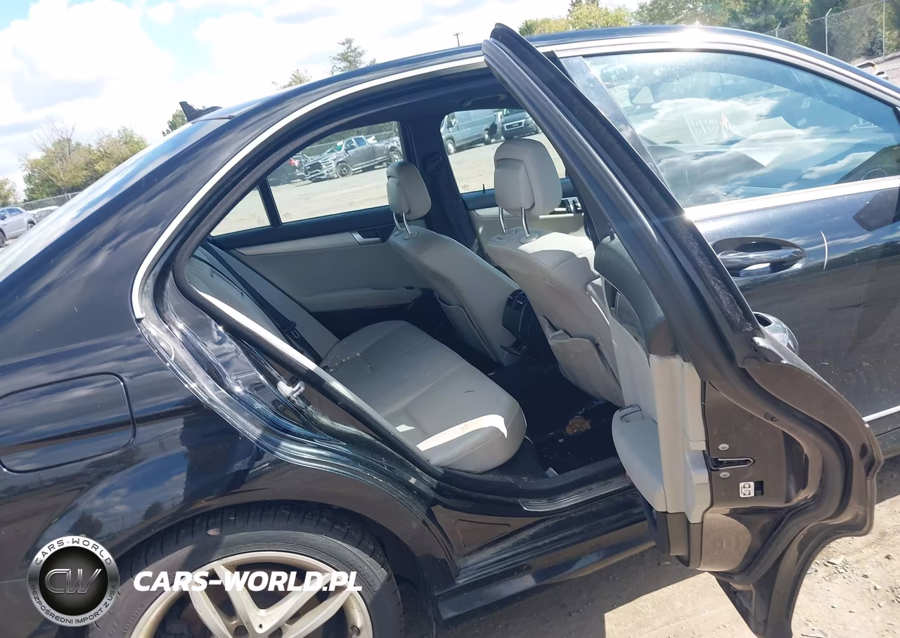 2013 Mercedes-Benz C 300 Luxury 4Matic-Sport 4Matic VIN:WDDGF8AB7DR289512 - 8