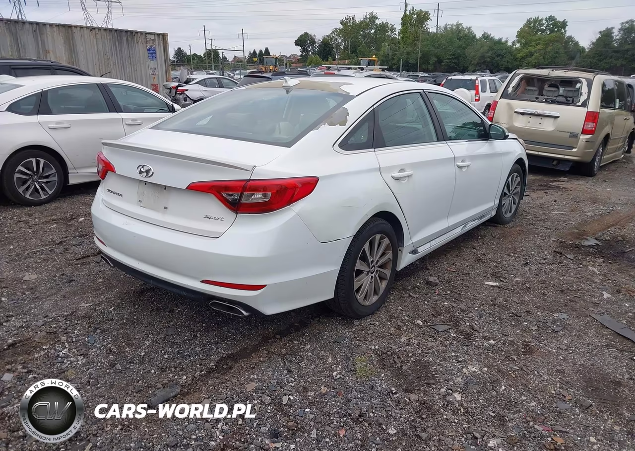 2015 Hyundai Sonata 2.4L Sport VIN:5NPE34AF1FH056757 - 4
