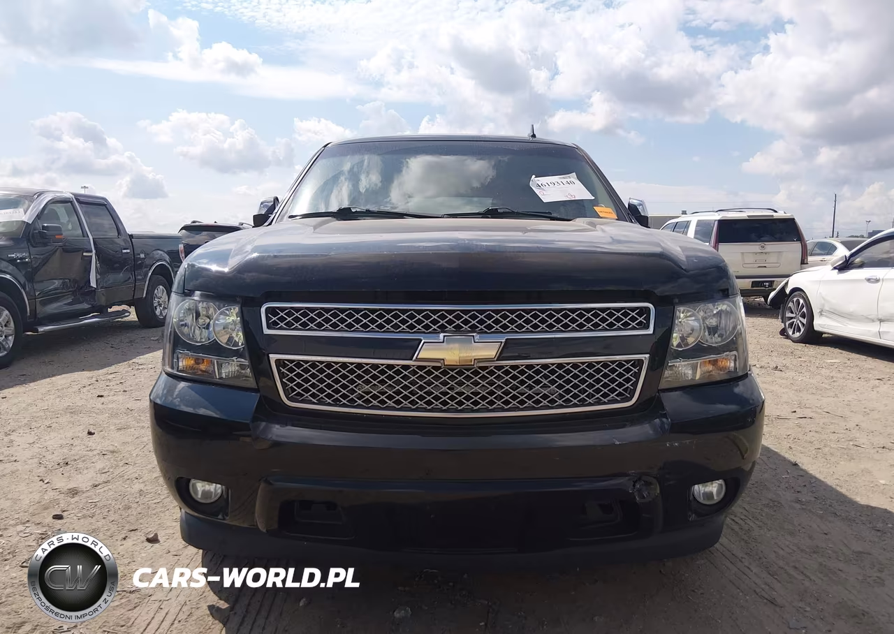 2011 Chevrolet Suburban 1500 Lt1 VIN:1GNSCJE08BR204873 - 12