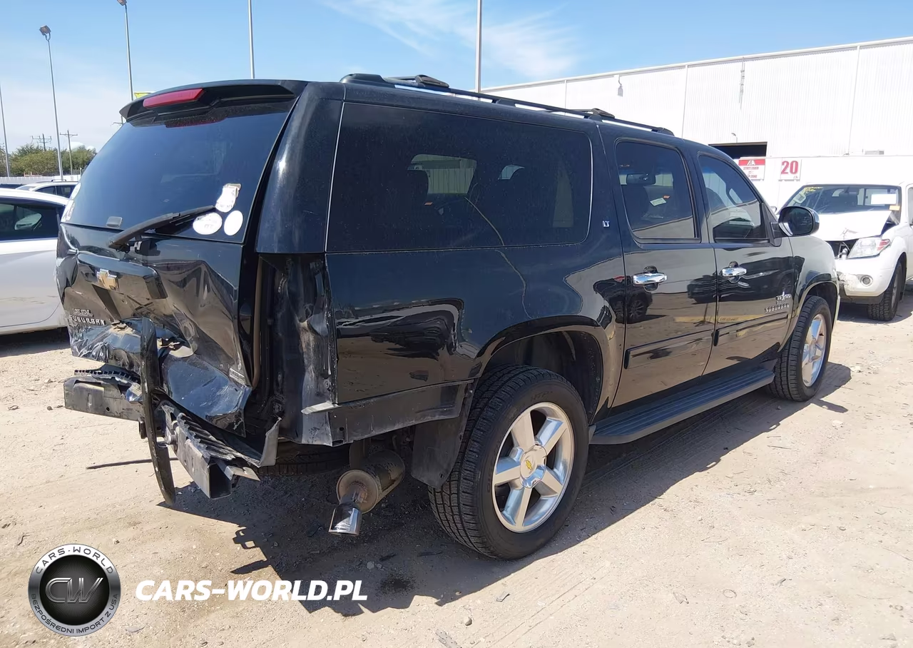 2011 Chevrolet Suburban 1500 Lt1 VIN:1GNSCJE08BR204873 - 4