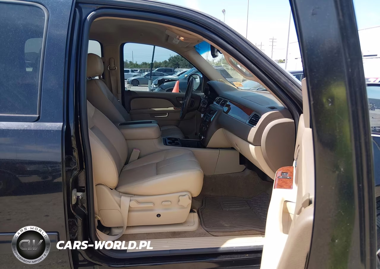 2011 Chevrolet Suburban 1500 Lt1 VIN:1GNSCJE08BR204873 - 5