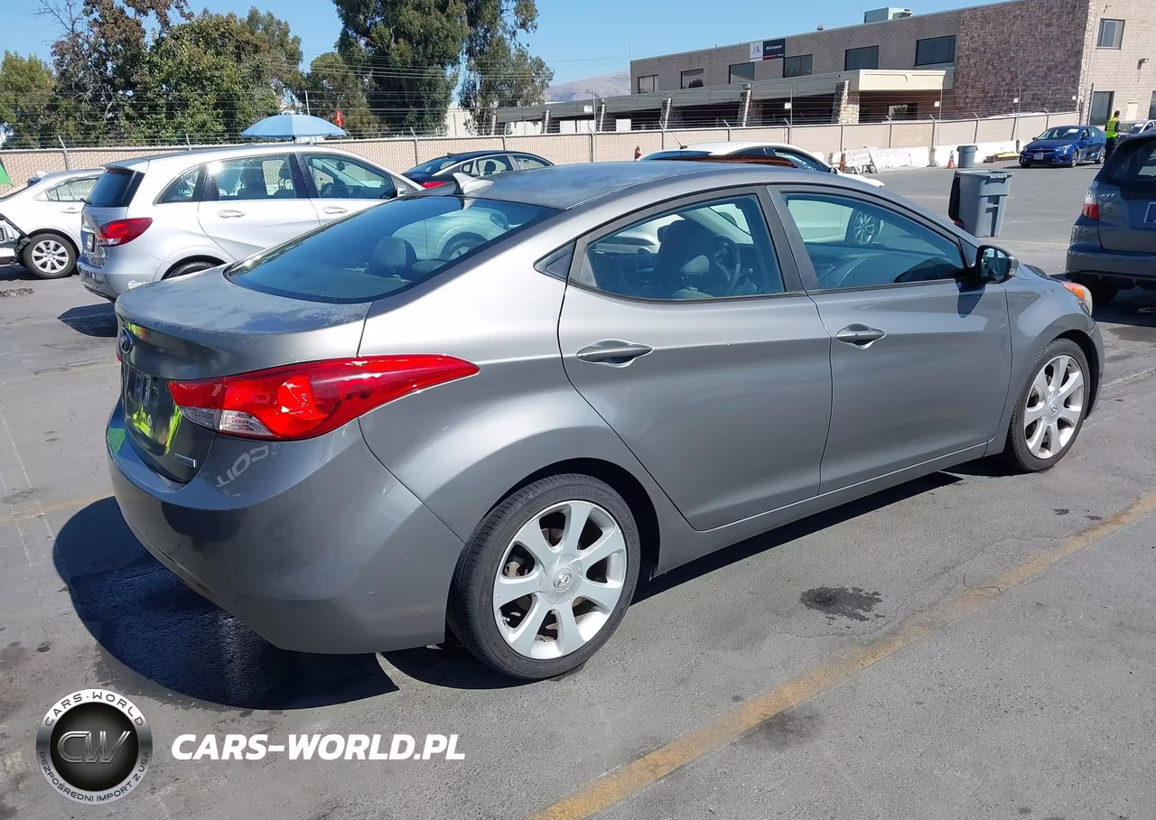 2013 Hyundai Elantra Limited VIN:5NPDH4AE6DH271116 - 4
