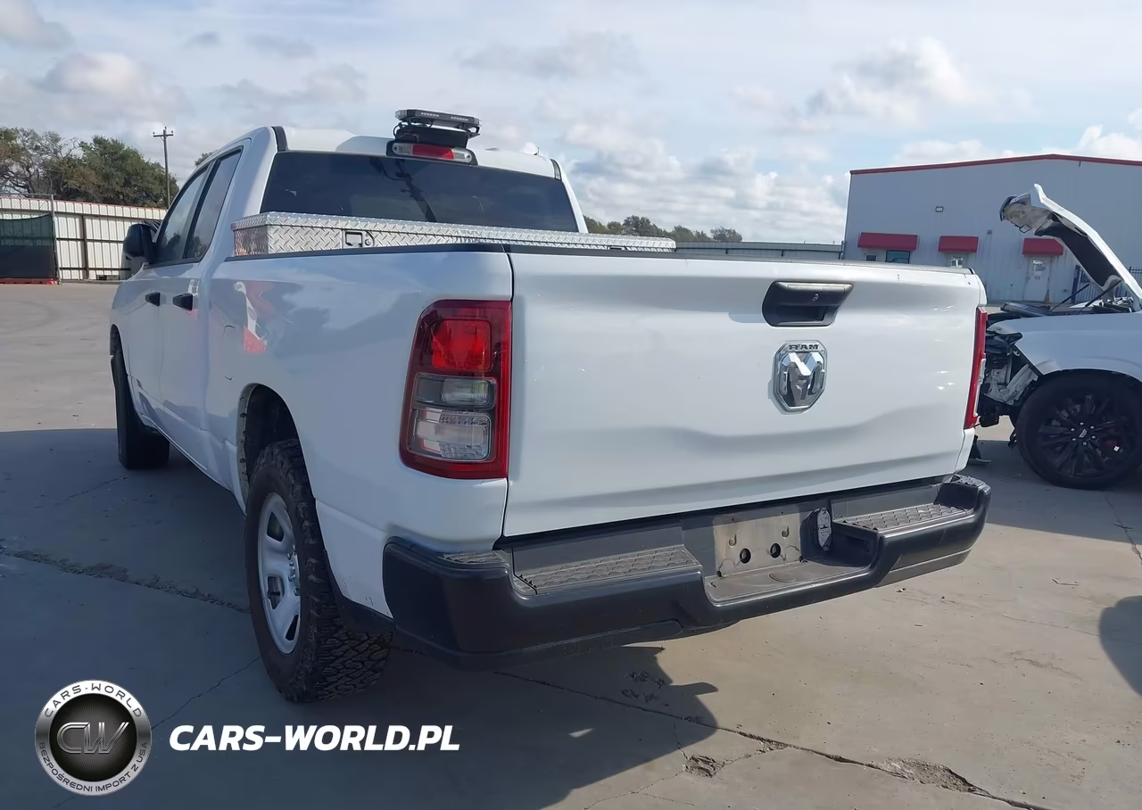 2023 Ram 1500 Tradesman 4X2 6'4 Box VIN:1C6SRECG3PN648781 - 3