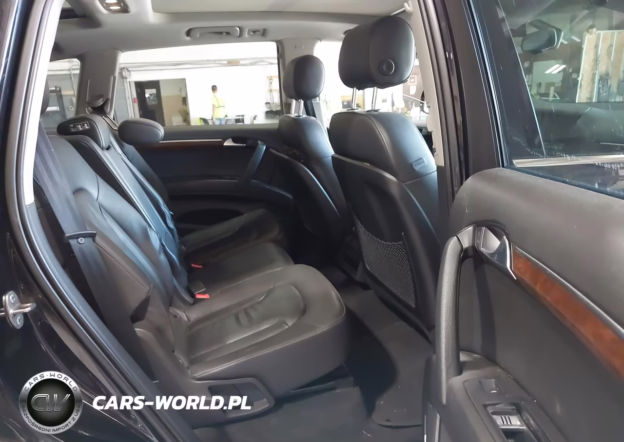 2010 Audi Q7 3.6L Premium Plus VIN:WA1LYAFE0AD005721 - 8