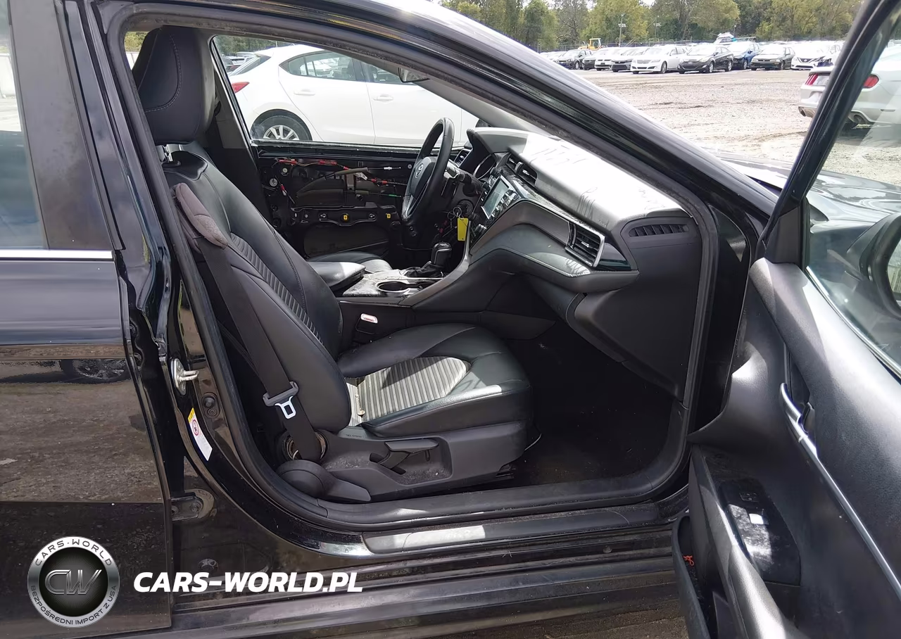 2019 Toyota Camry Se VIN:4T1B11HK2KU728170 - 5