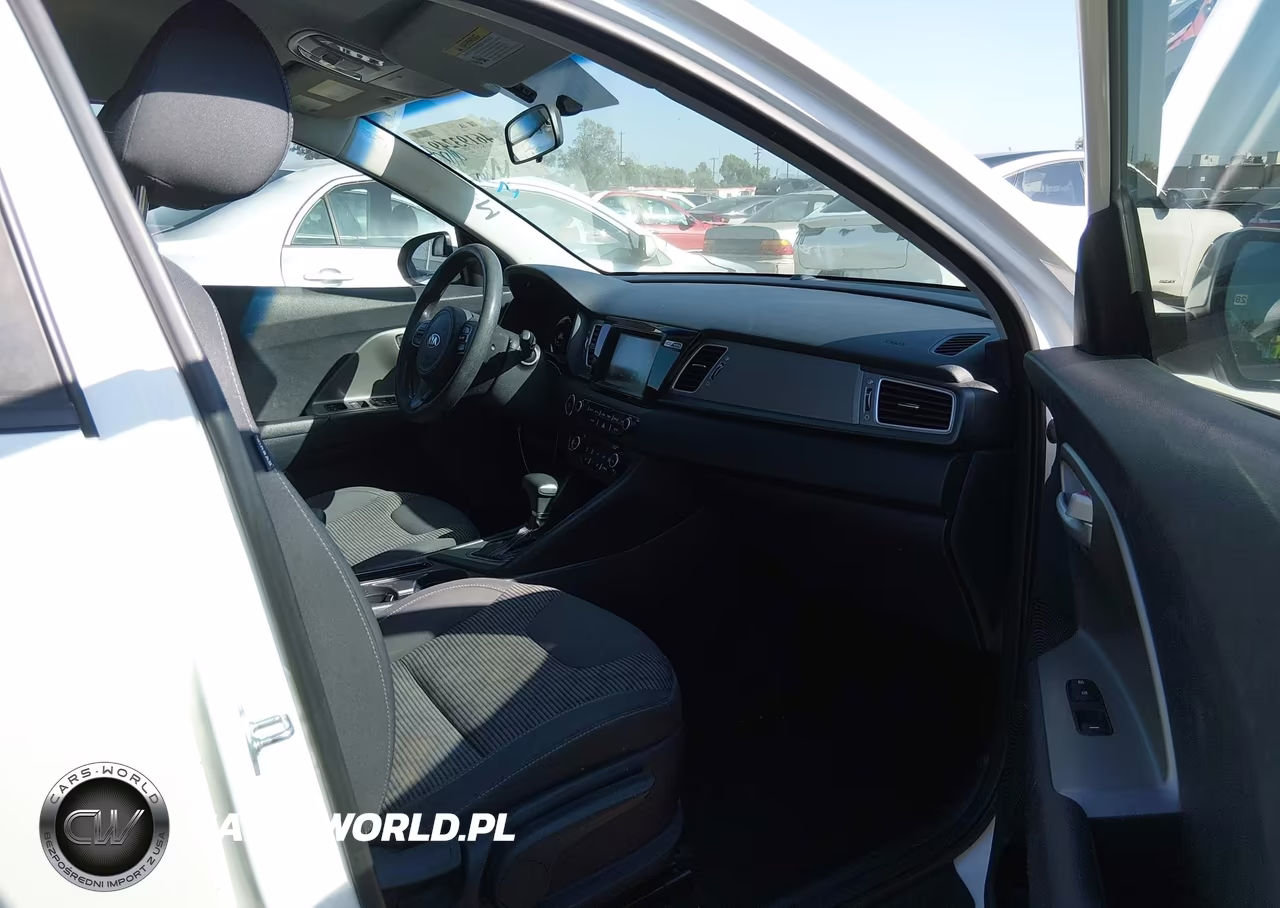 2019 Kia Niro Lx VIN:KNDCB3LC5K5217824 - 5