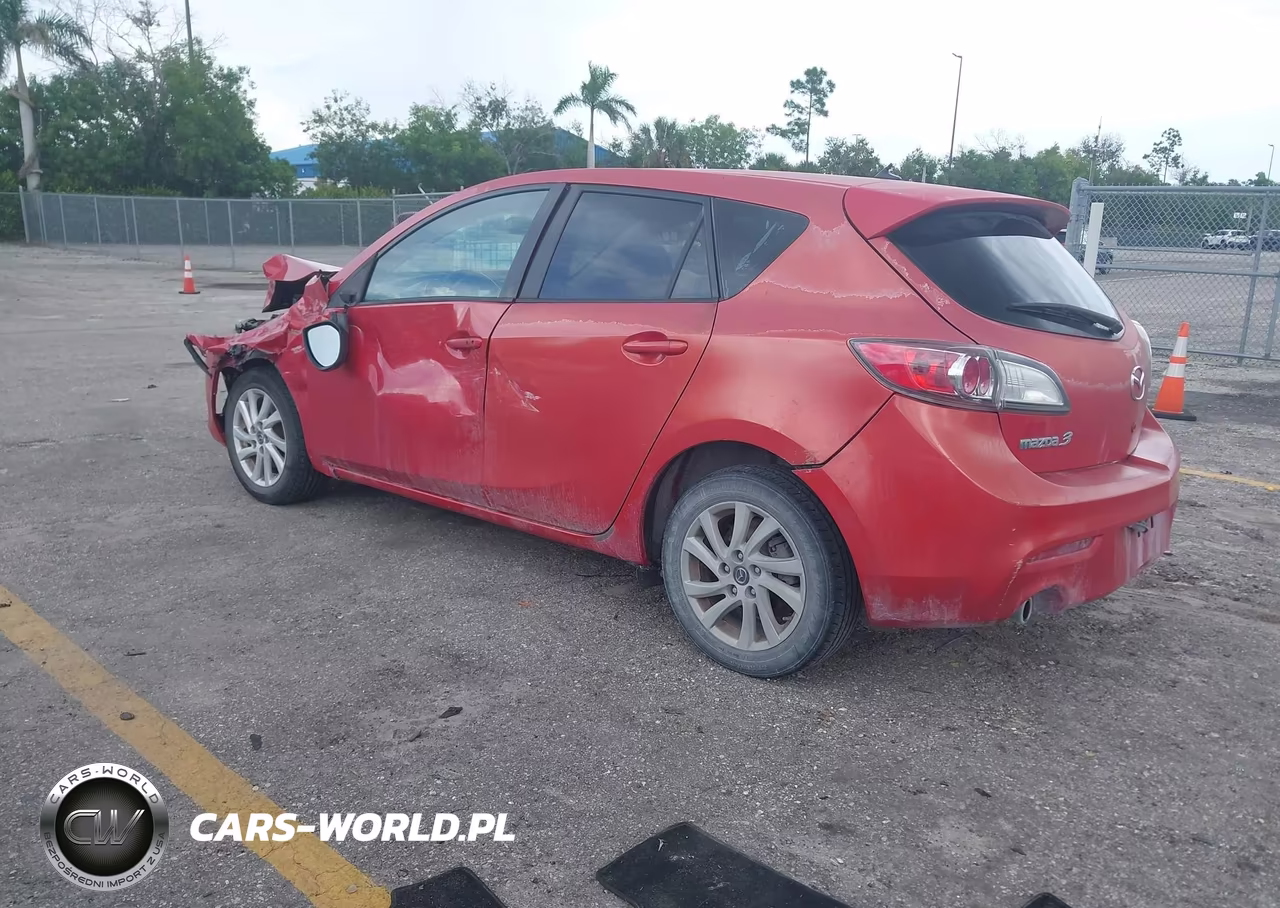 2013 Mazda Mazda3 I Touring VIN:JM1BL1L76D1748007 - 3