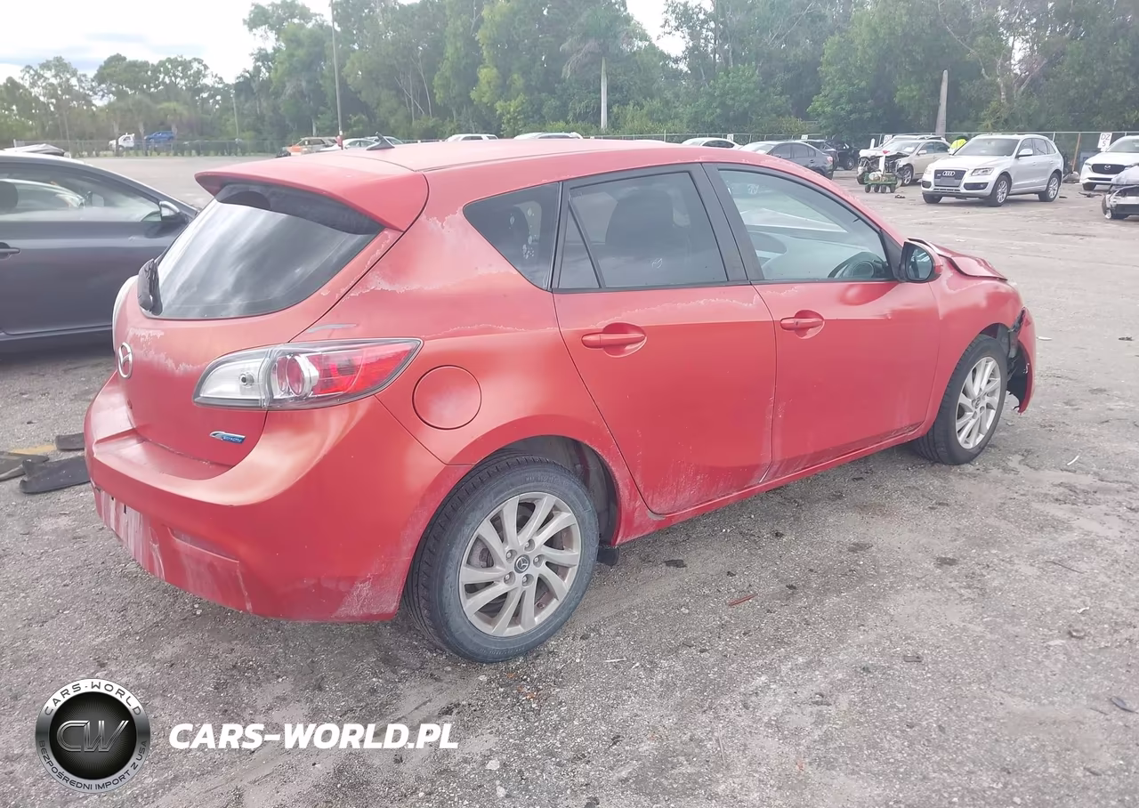 2013 Mazda Mazda3 I Touring VIN:JM1BL1L76D1748007 - 4