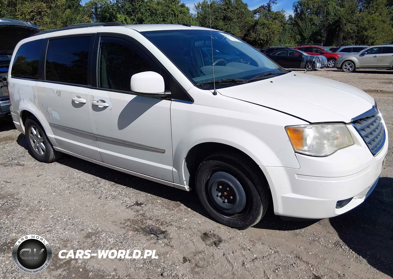 2010 Chrysler Town & Country Touring