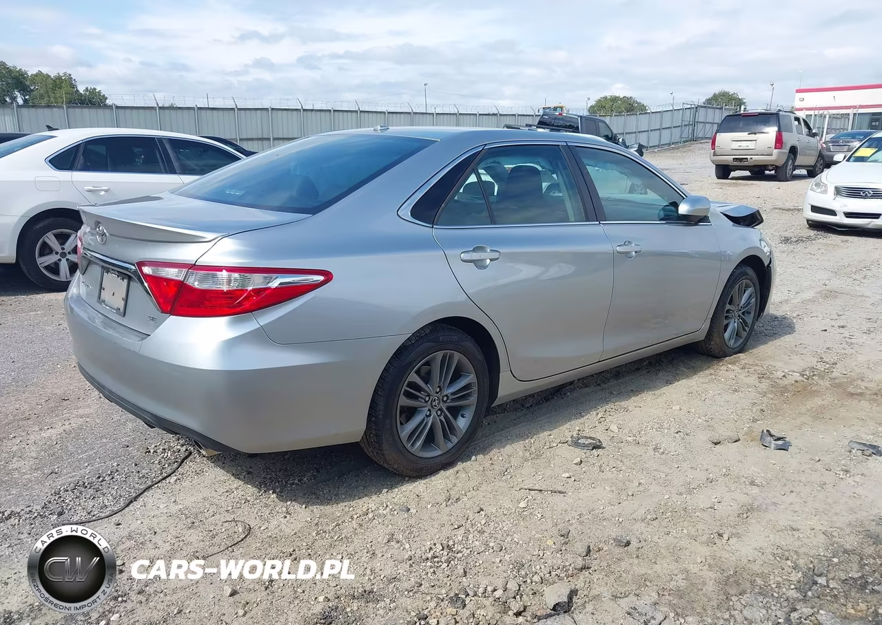 2017 Toyota Camry Se VIN:4T1BF1FK1HU408478 - 4